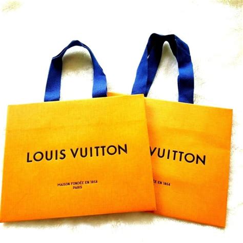 louis vuitton paper gift bag|louis vuitton daytimer.